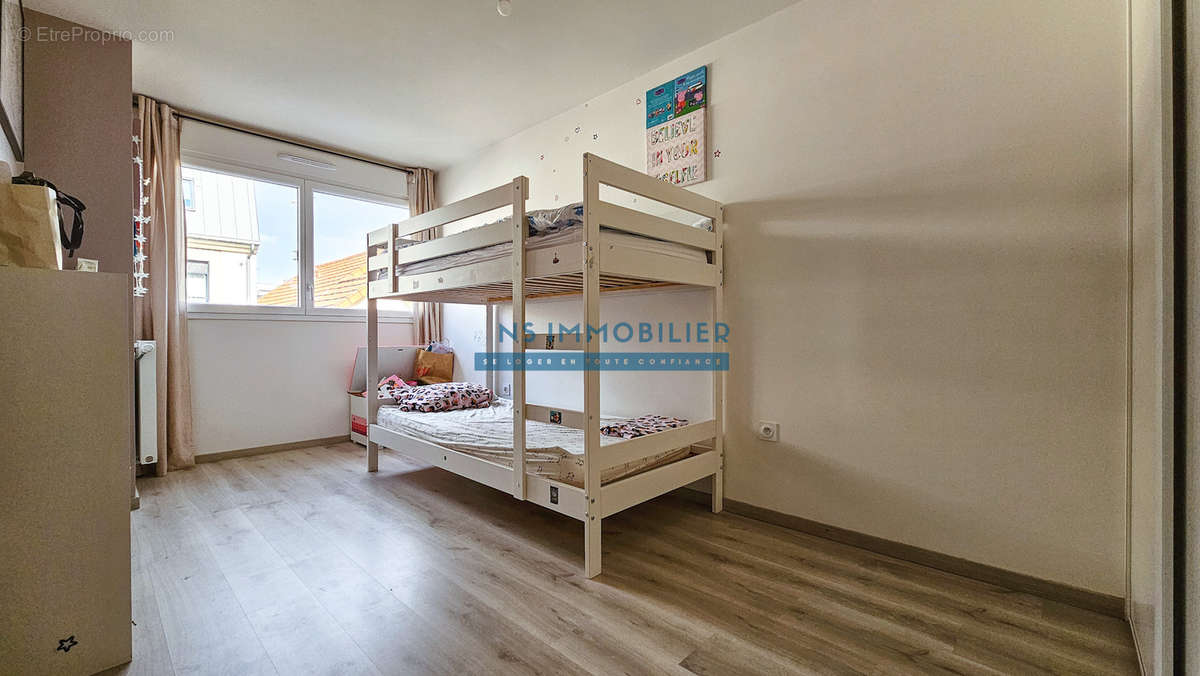 Appartement à HOUILLES