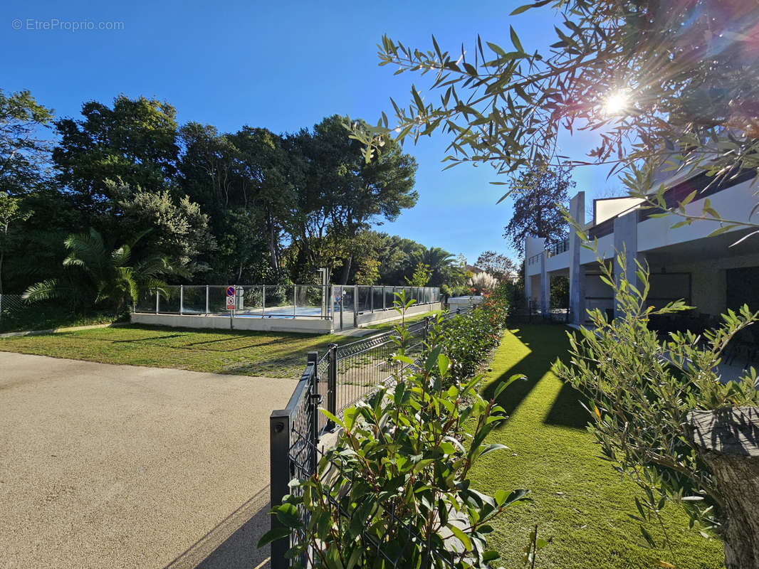 Appartement à SAINT-CYR-SUR-MER