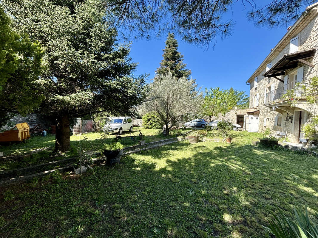 Maison à GRIGNAN