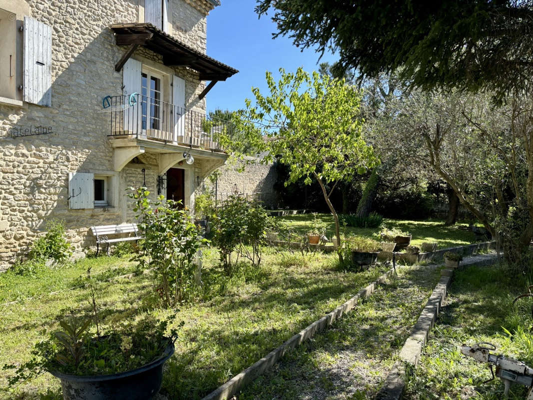 Maison à GRIGNAN