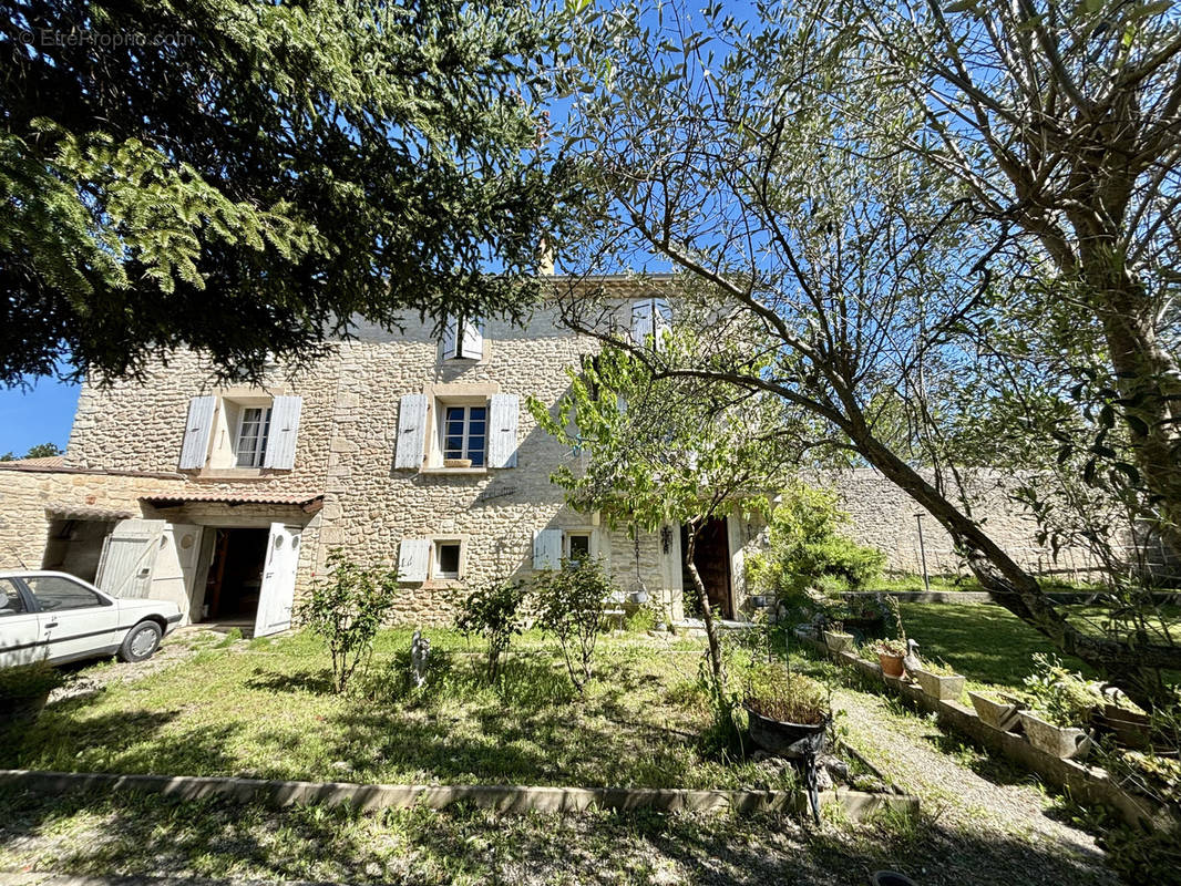 Maison à GRIGNAN