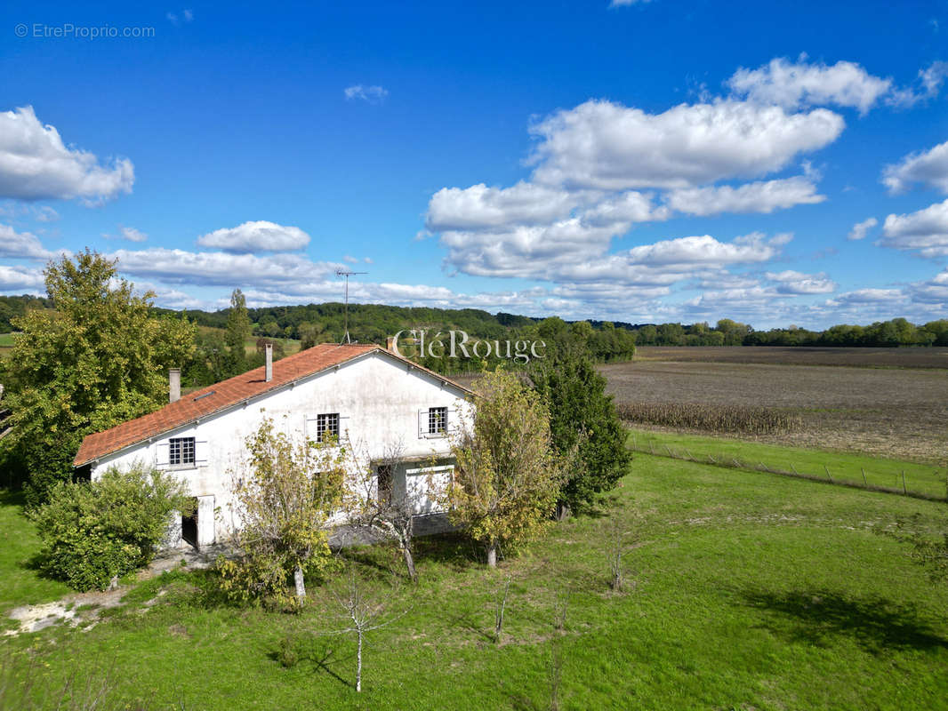 Maison à EYMET