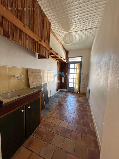 Appartement à DONVILLE-LES-BAINS