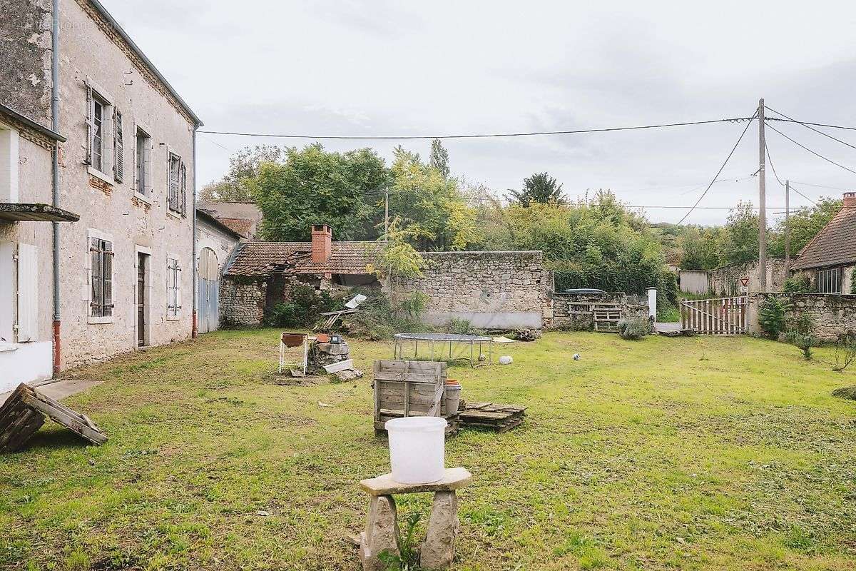 Maison à USSEL-D&#039;ALLIER