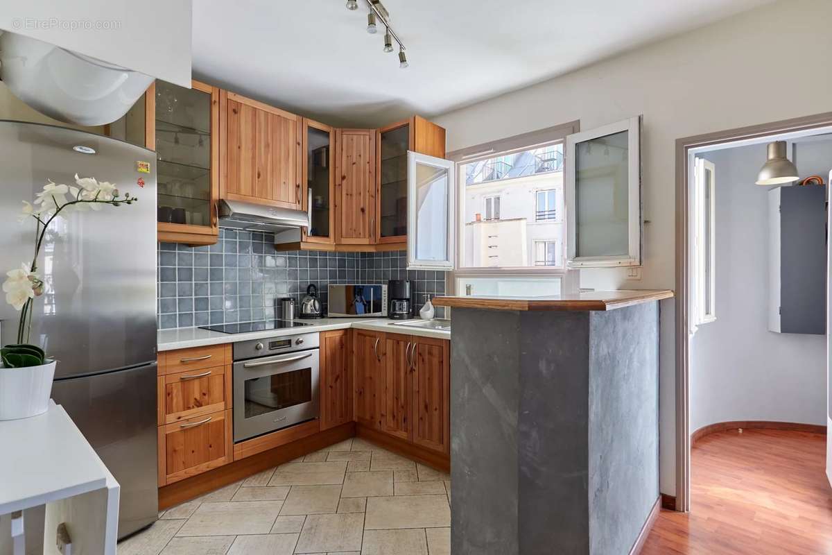 Appartement à PARIS-3E