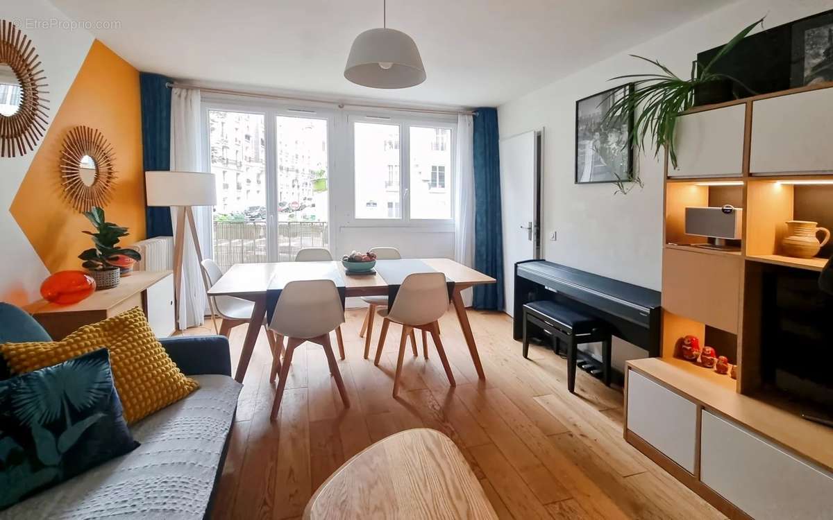 Appartement à PARIS-15E