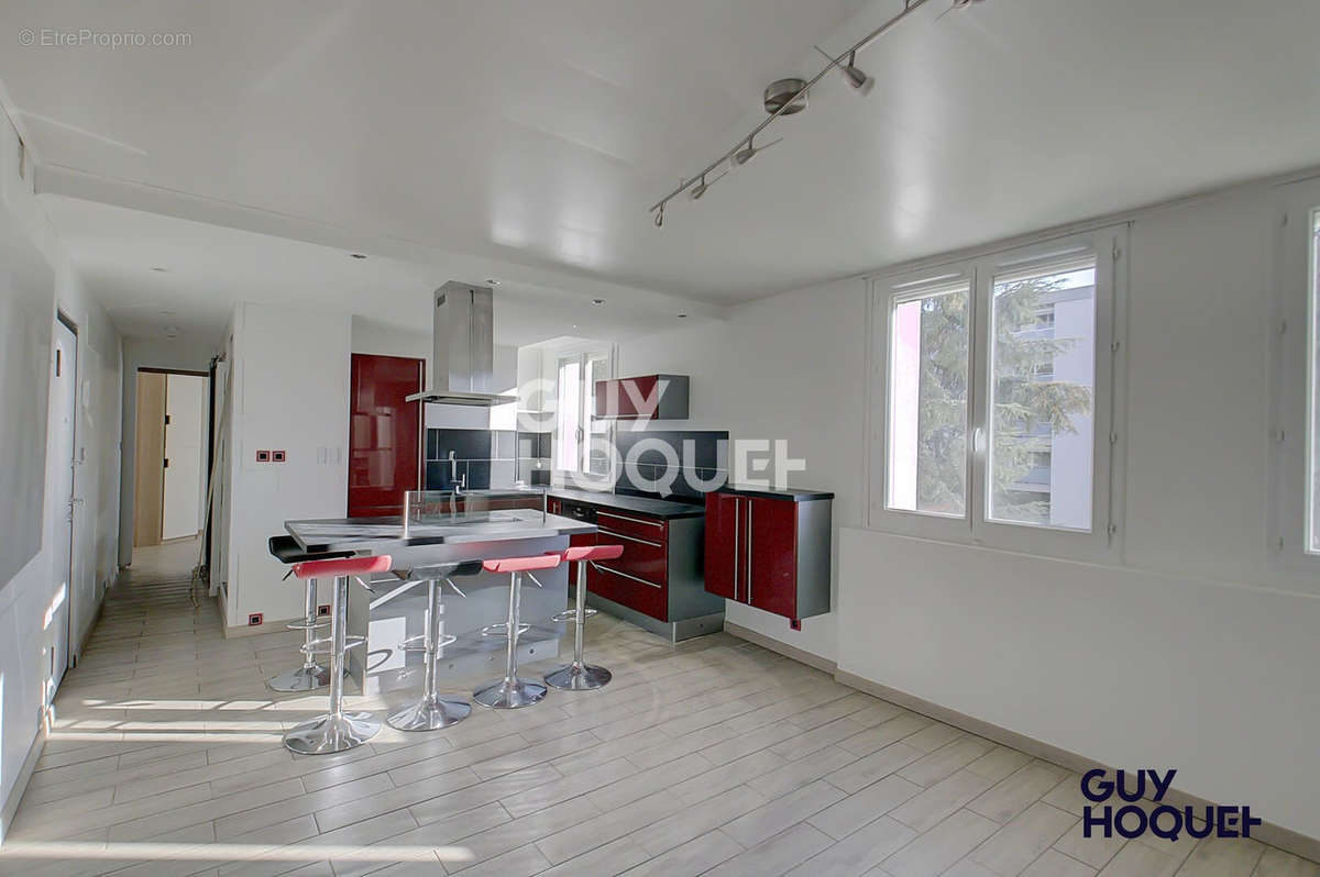 Appartement à LYON-5E