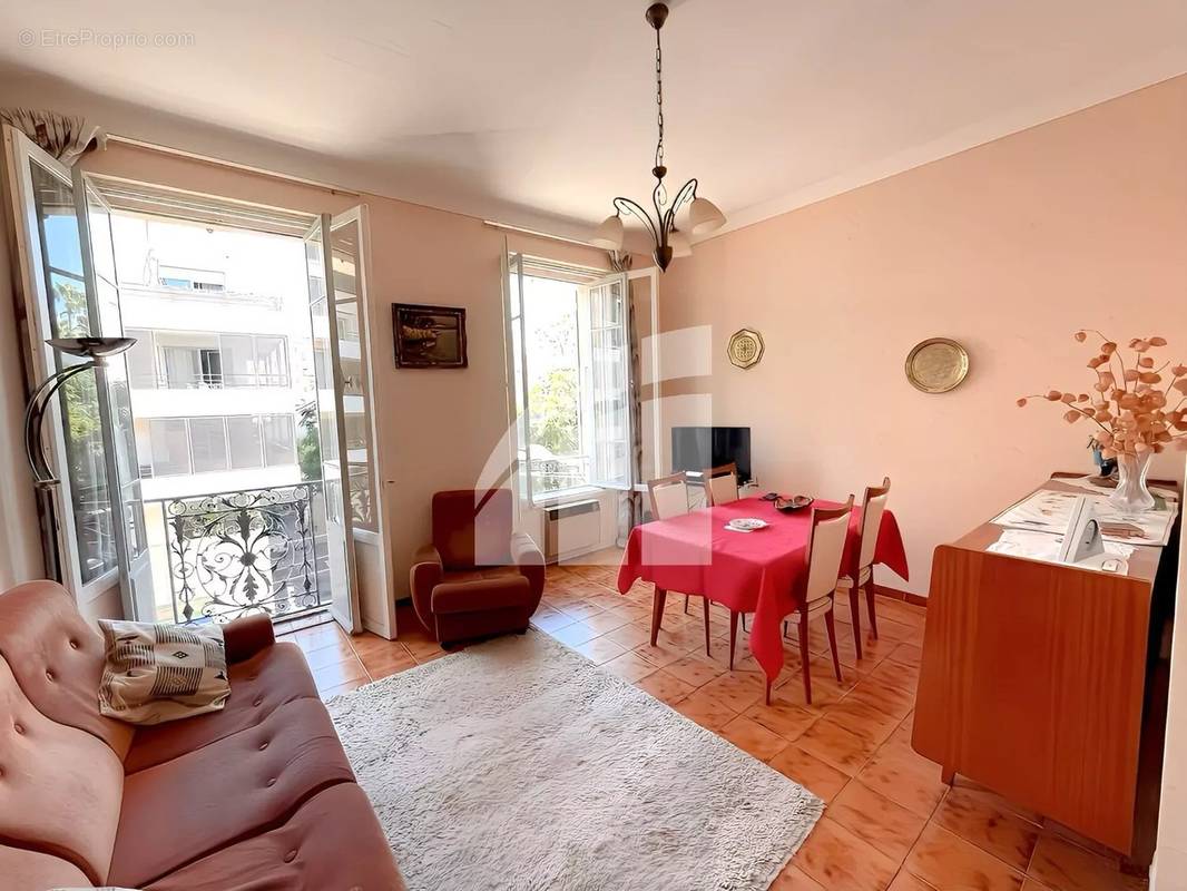 Appartement à NICE