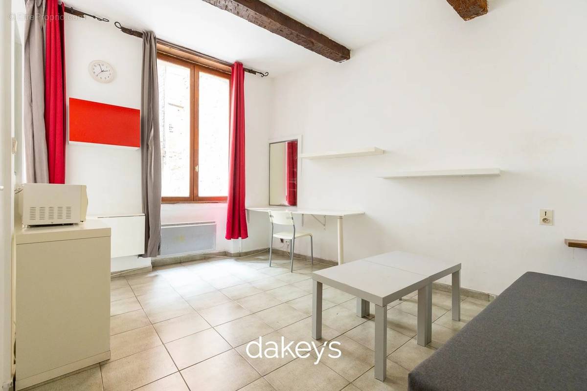 Appartement à MARSEILLE-6E