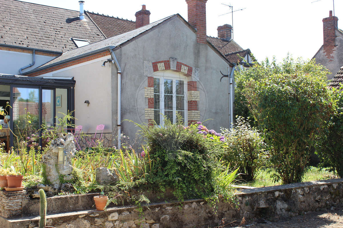 Maison à SAINT-HILAIRE-SAINT-MESMIN