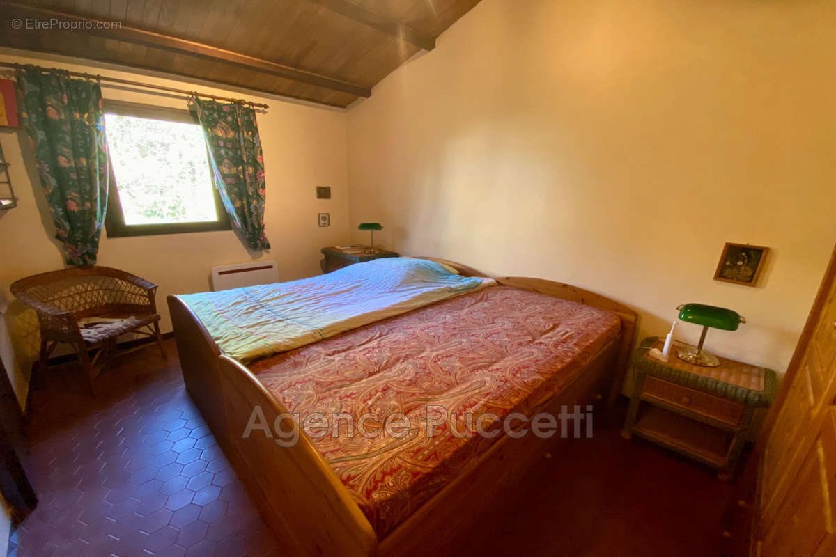 Appartement à VENCE