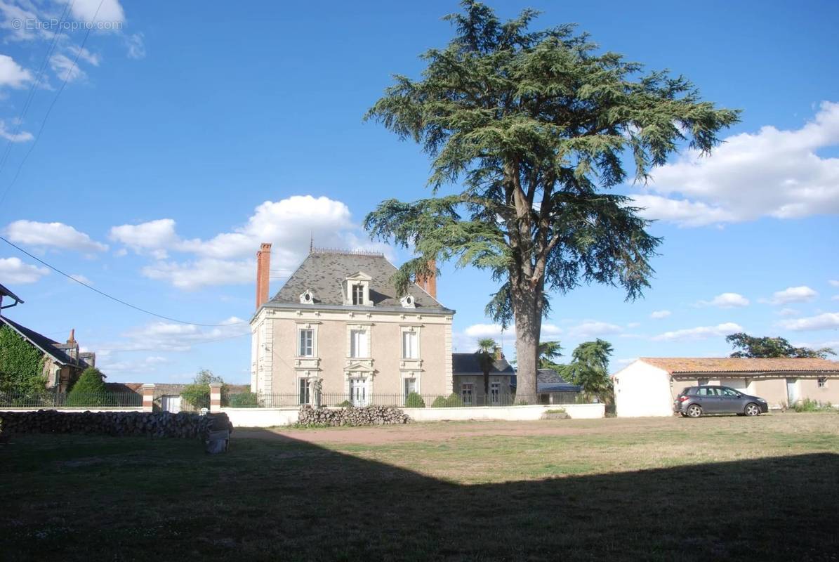 Maison à BRION-PRES-THOUET