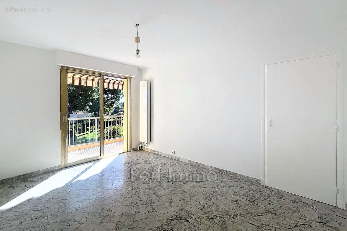 Appartement à CAGNES-SUR-MER