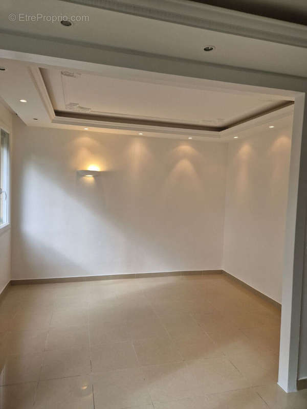 Appartement à CLICHY-SOUS-BOIS