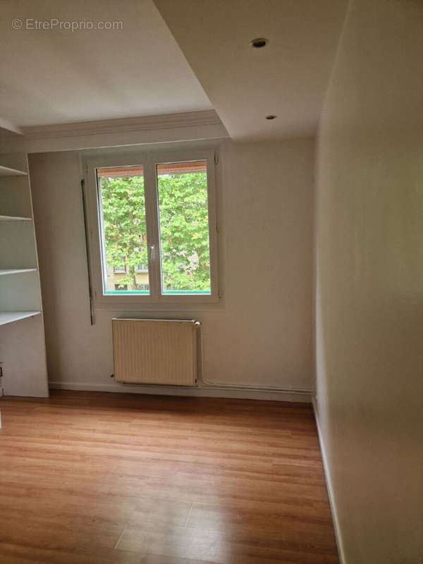 Appartement à CLICHY-SOUS-BOIS