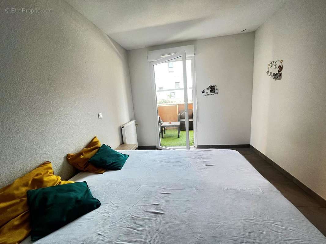 Appartement à SAINT-BRES