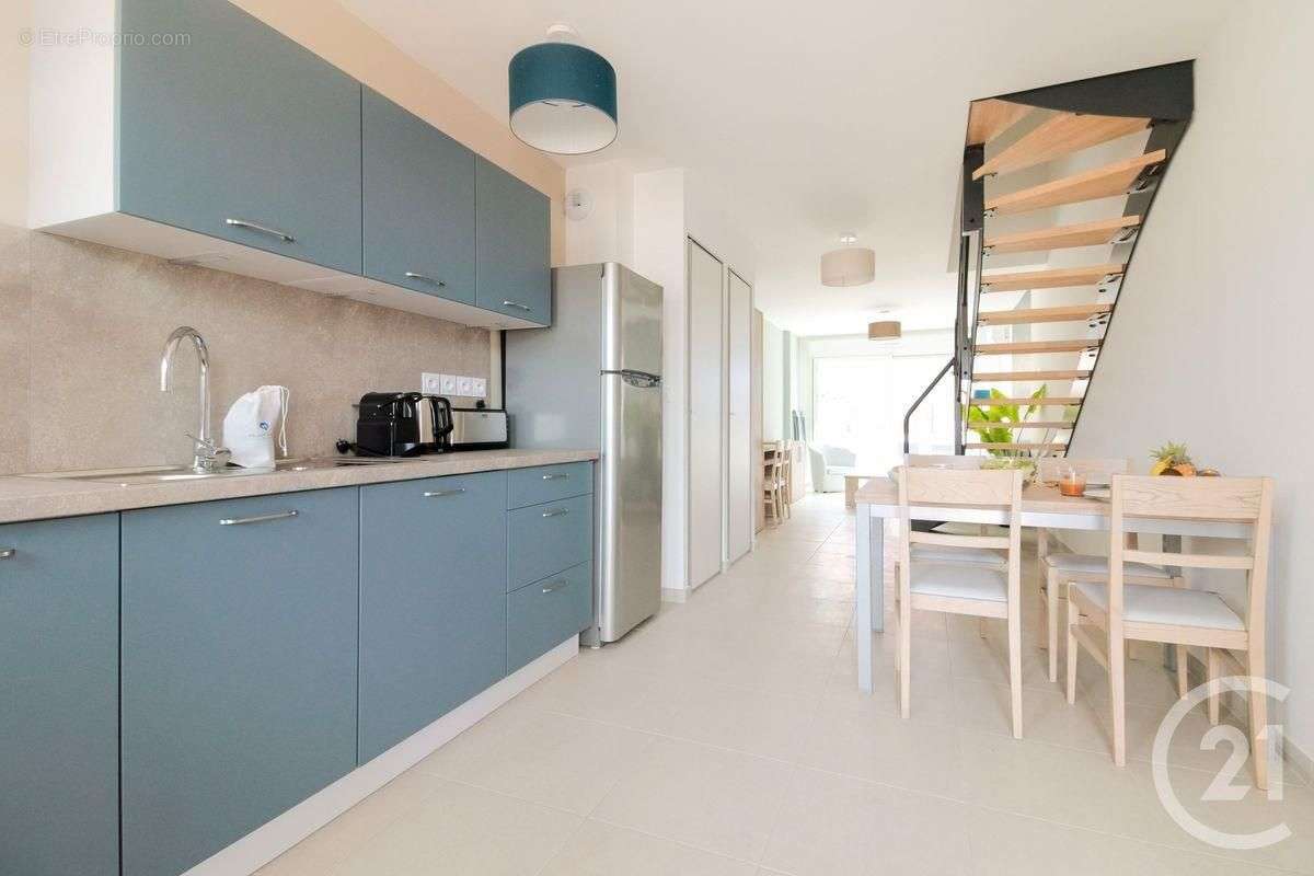 Appartement à BORMES-LES-MIMOSAS