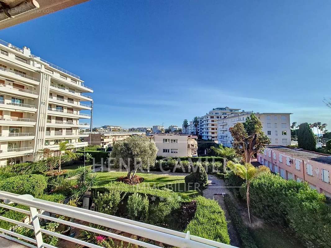 Appartement à CANNES