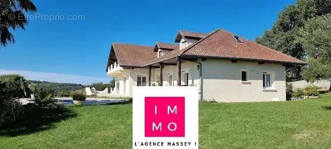 Maison à CHELLE-DEBAT