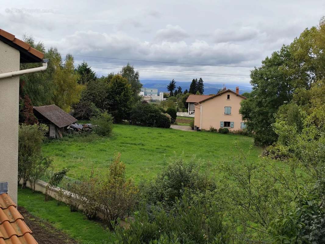 Maison à SIAUGUES-SAINTE-MARIE