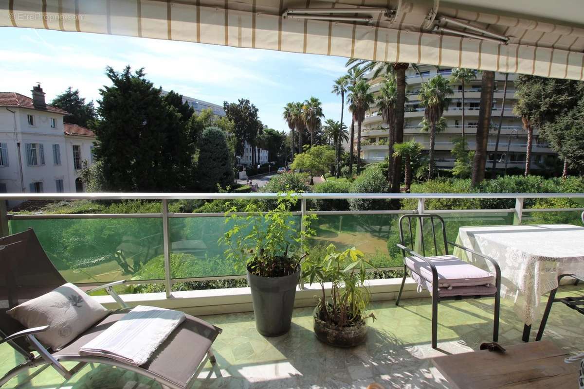 Appartement à CANNES