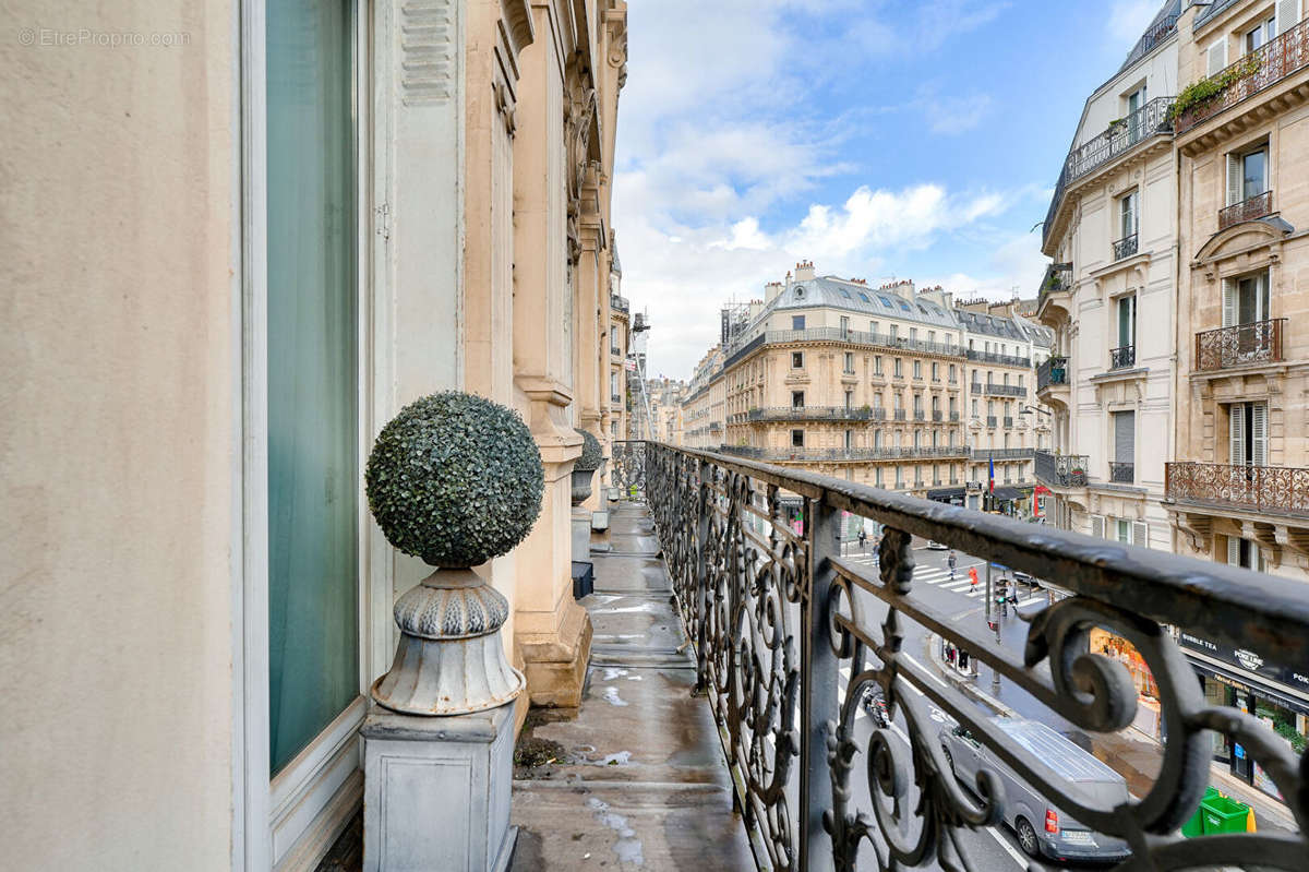 Appartement à PARIS-6E