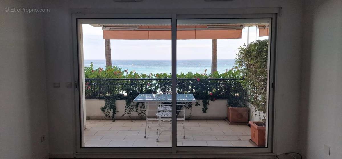 Appartement à MENTON