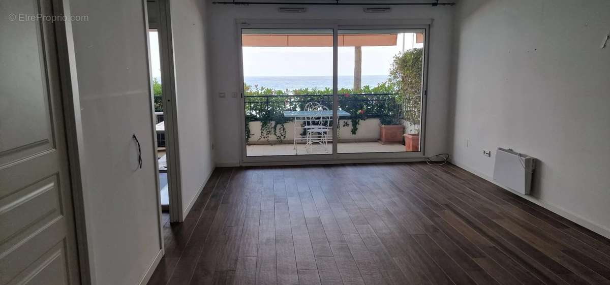 Appartement à MENTON