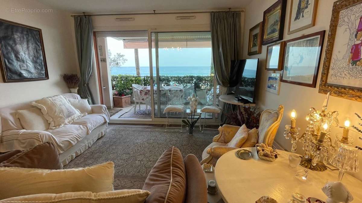 Appartement à MENTON