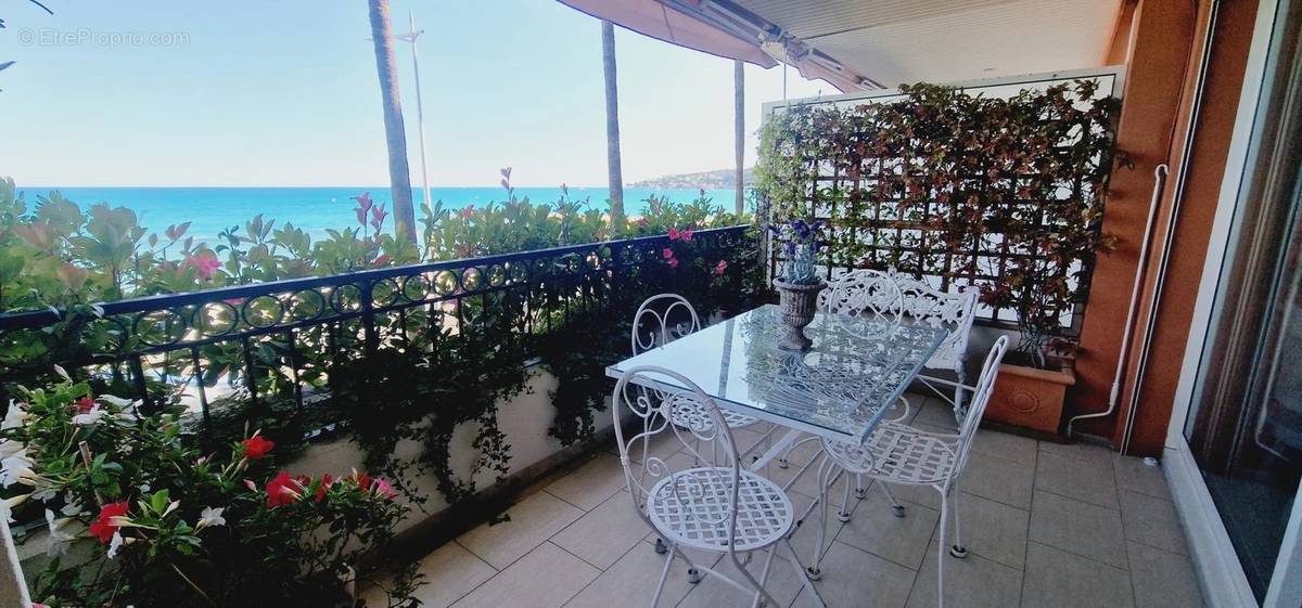 Appartement à MENTON