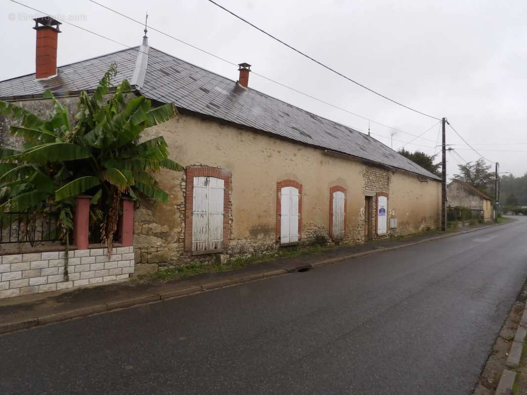 Maison à AULNAY-LA-RIVIERE