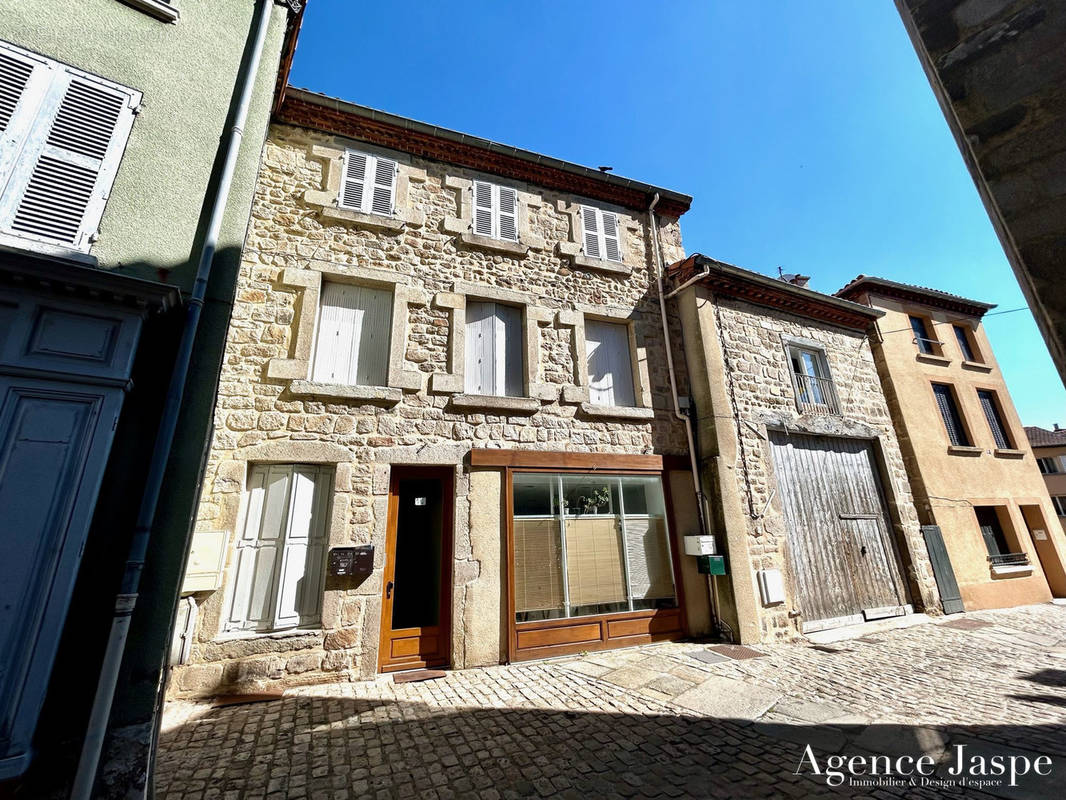 Appartement à SURY-LE-COMTAL