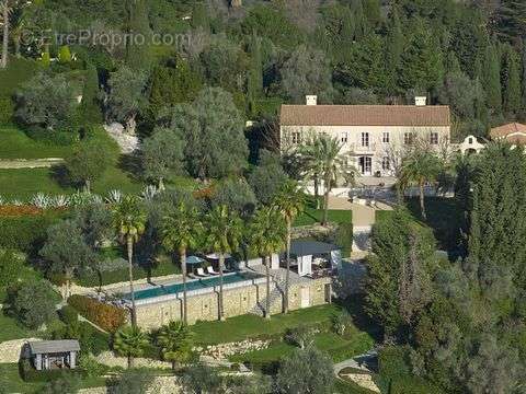 Maison à MOUGINS