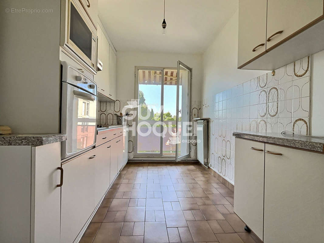 Appartement à MARSEILLE-8E