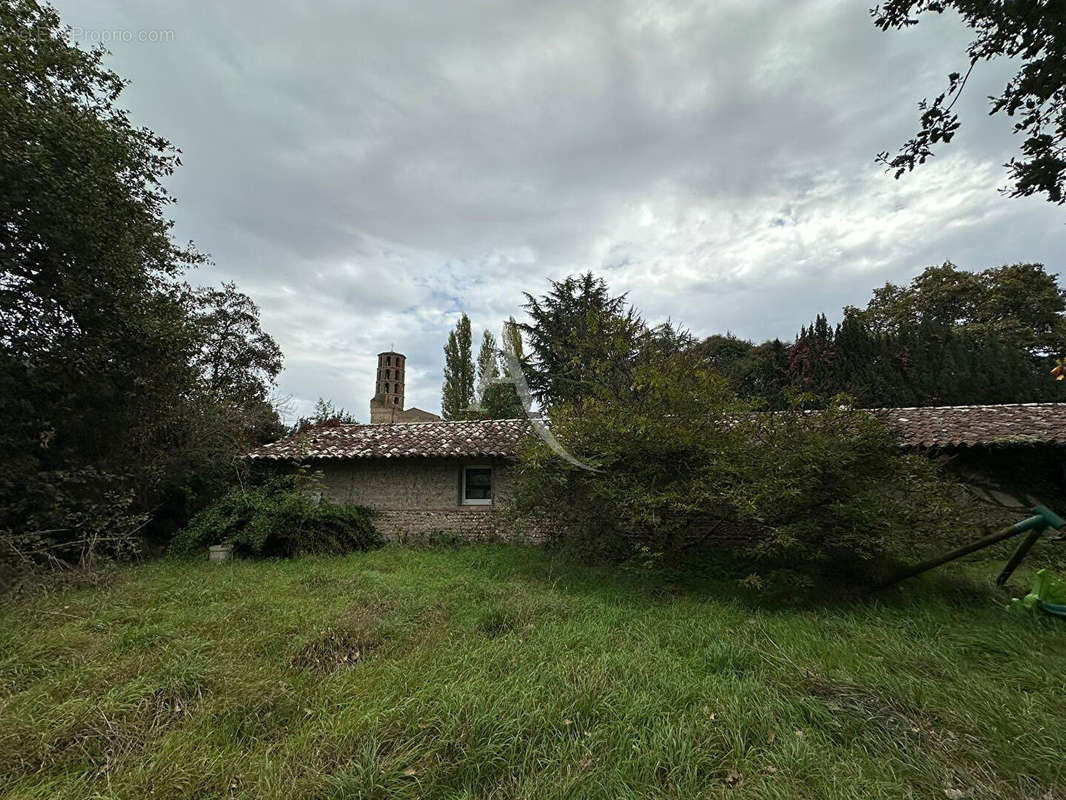 Maison à BUZET-SUR-TARN