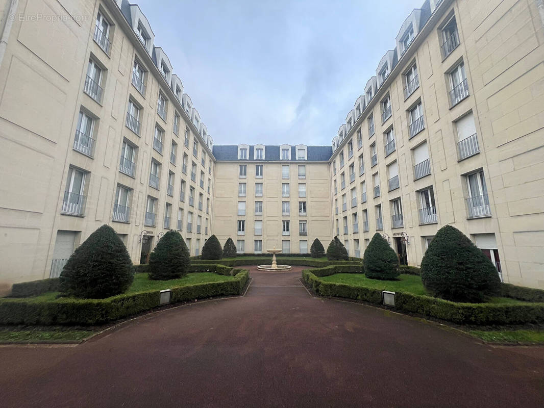 Appartement à VERSAILLES