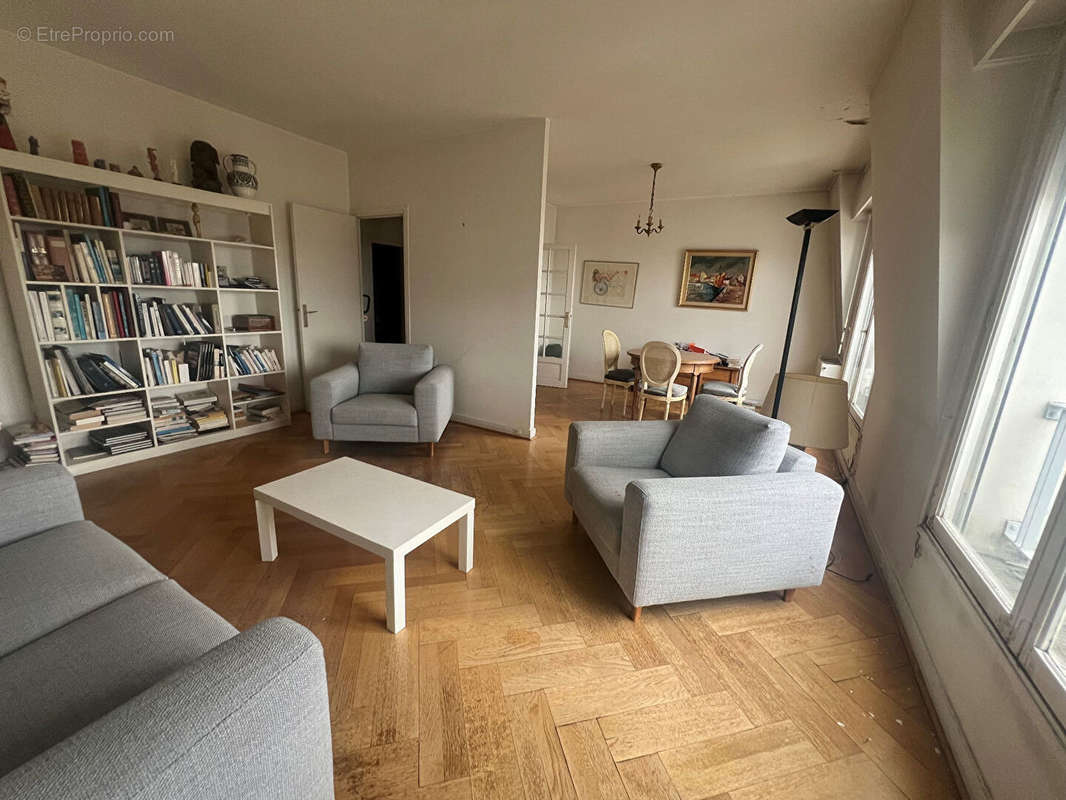 Appartement à VERSAILLES