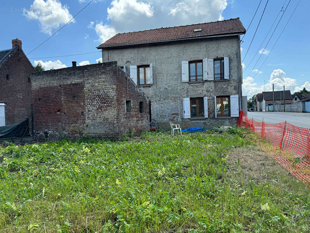 Maison à BUSIGNY