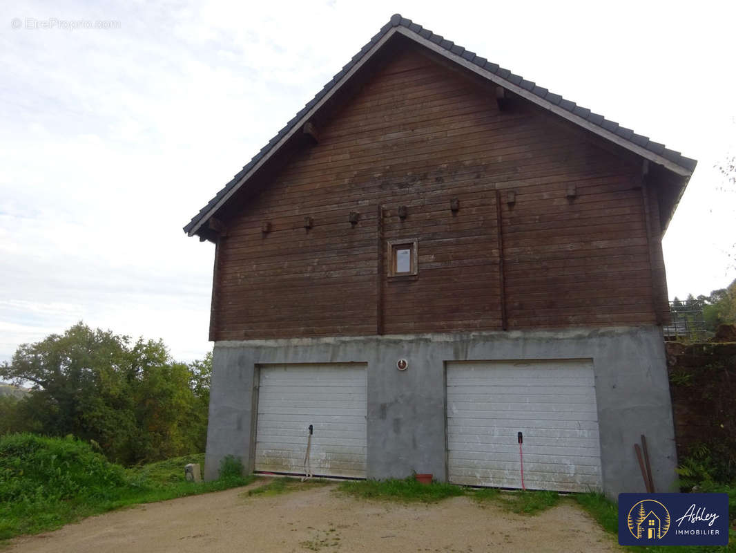 Maison à VILLAC