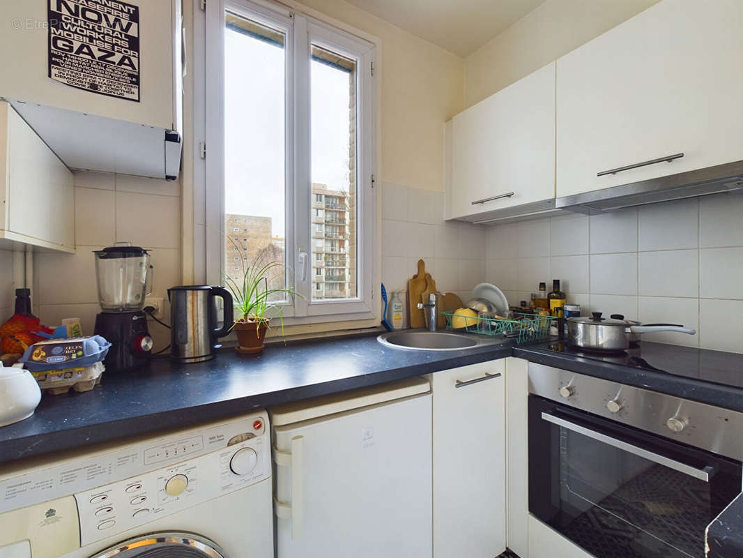 Appartement à PARIS-20E