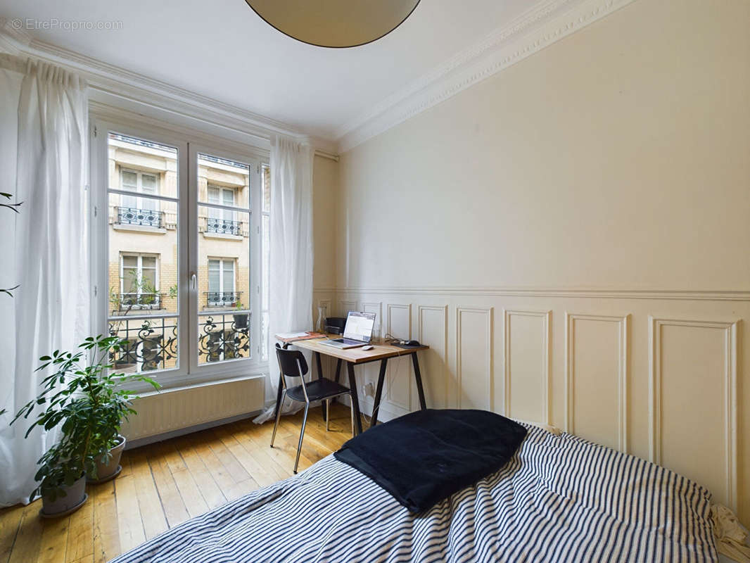 Appartement à PARIS-20E