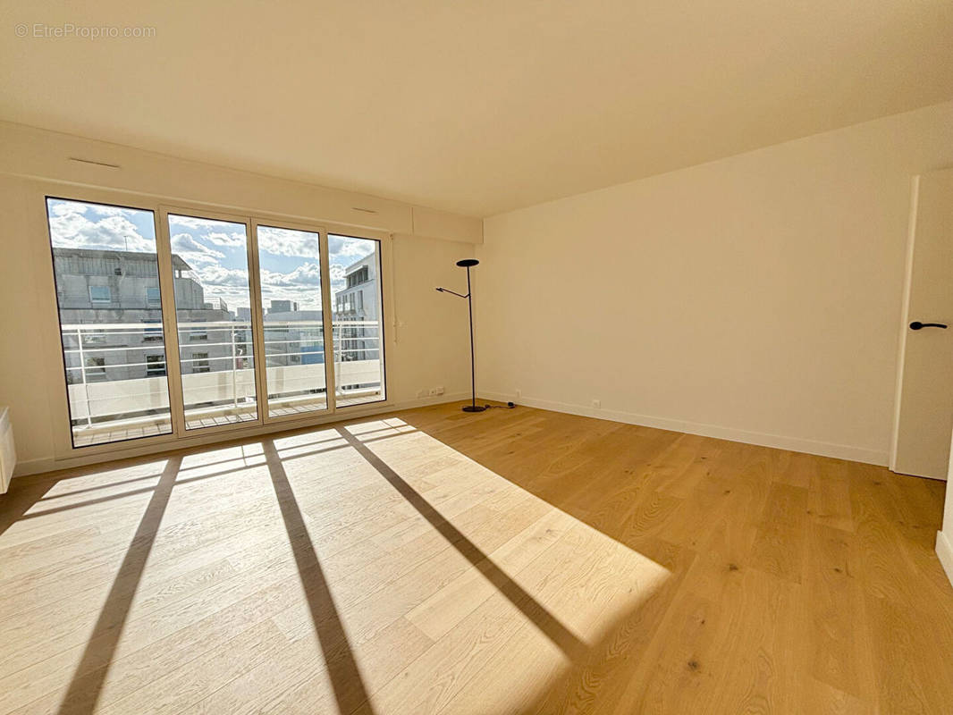 Appartement à PARIS-12E