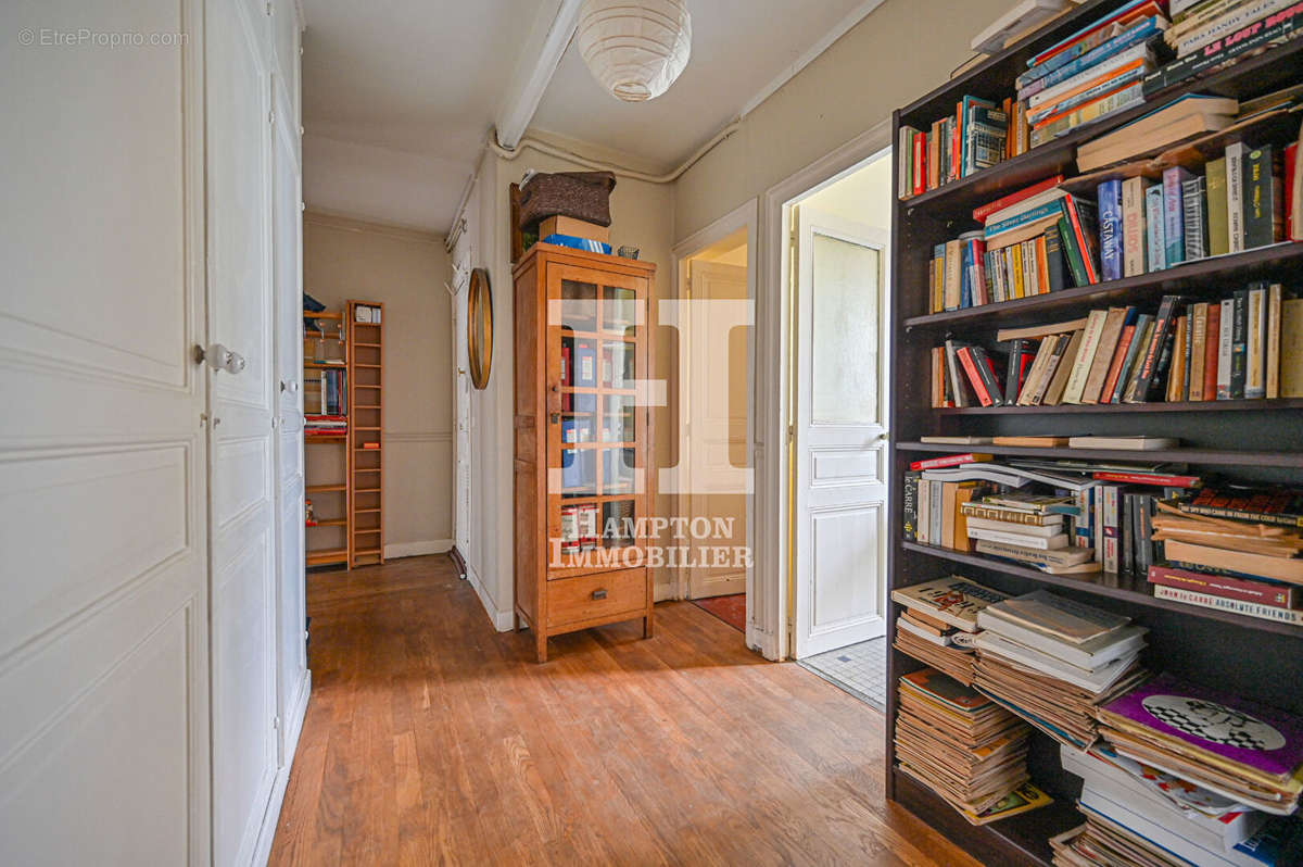 Appartement à PARIS-19E