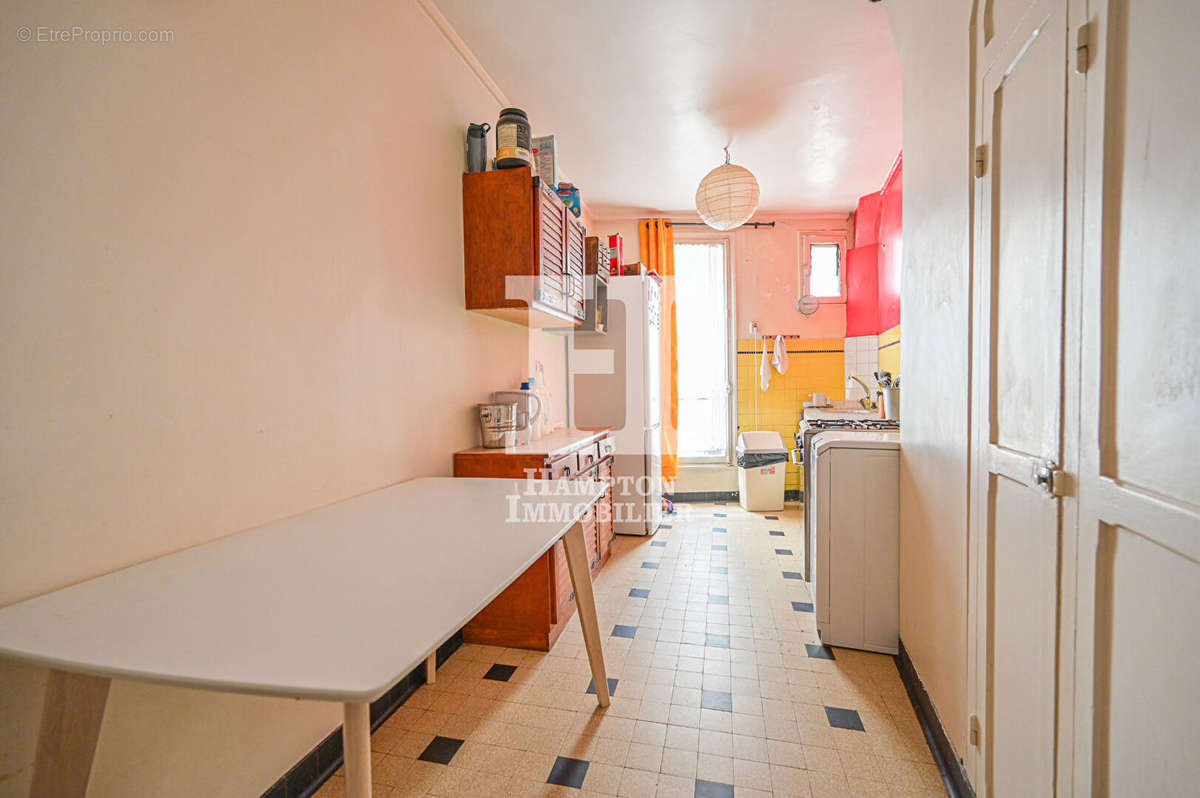 Appartement à PARIS-19E