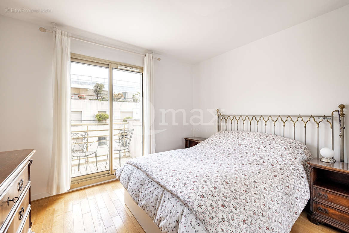 Appartement à LEVALLOIS-PERRET