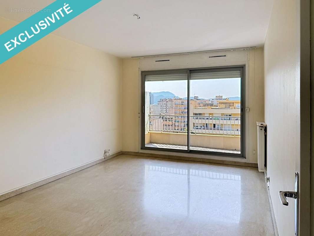 Photo 6 - Appartement à MARSEILLE-5E