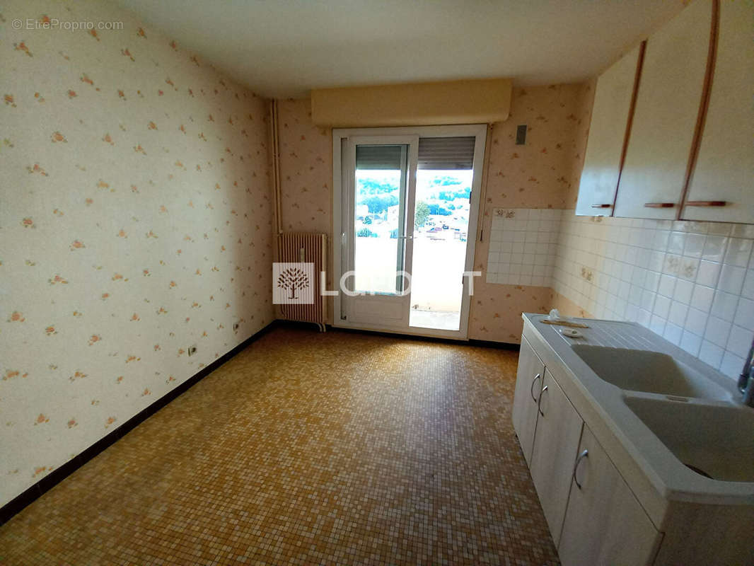 Appartement à LONS-LE-SAUNIER