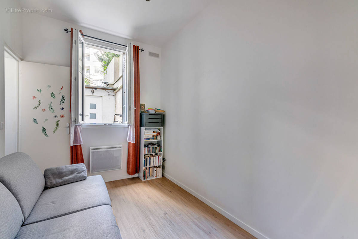 Appartement à PARIS-20E