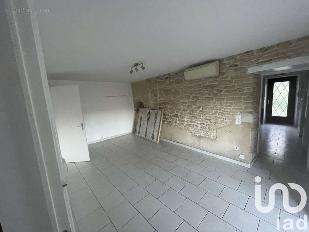 Photo 6 - Appartement à MARNAY-SUR-MARNE