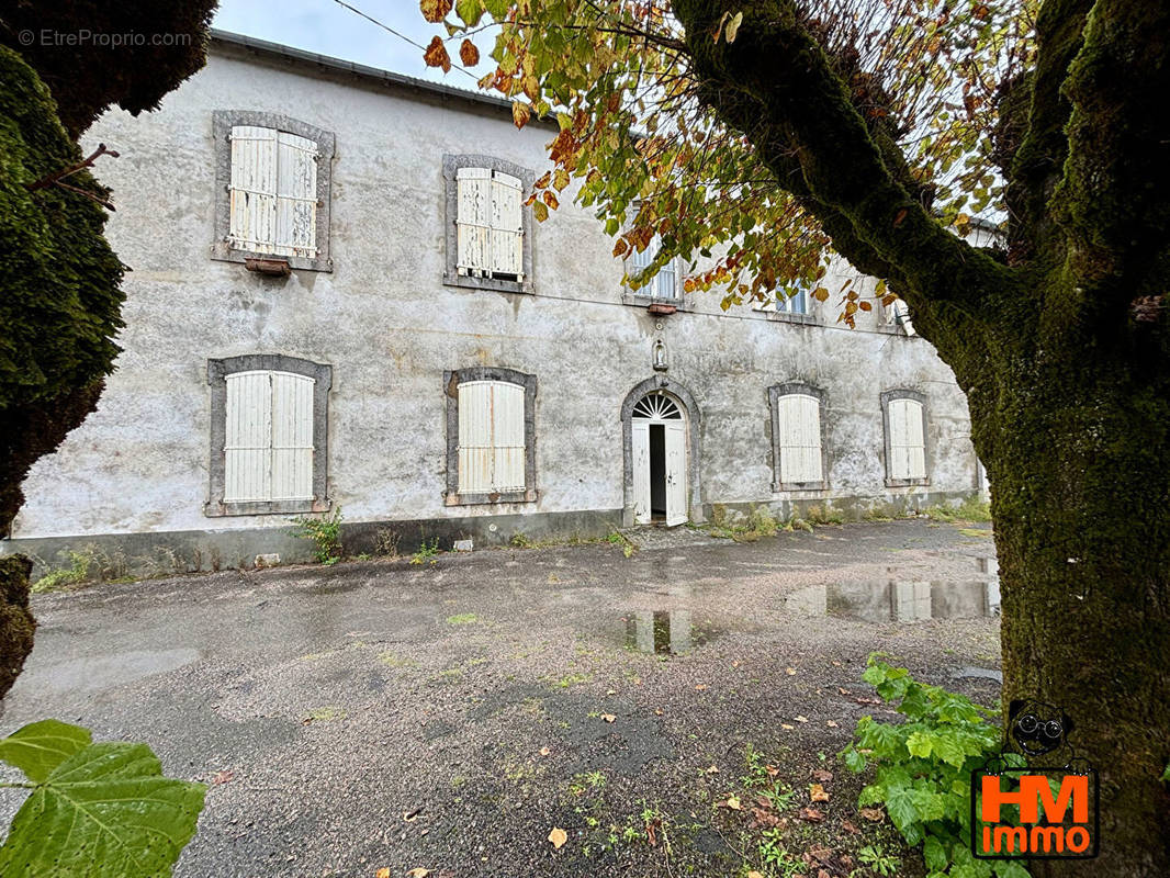 Appartement à SAINT-JUNIEN